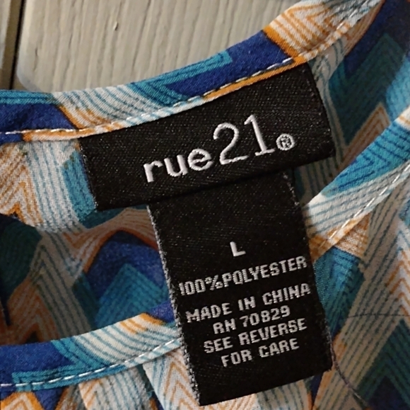 RUE21 Light Material Blue Top Work Dress Apparel Size Large - Picture 4 of 5